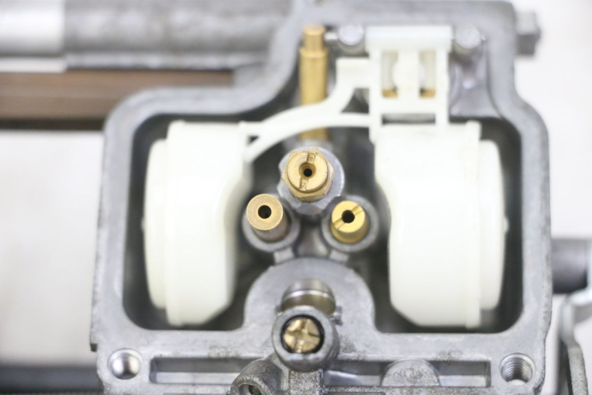 photo de CARBURATEUR HONDA CBF 500 (2004 - 2007)