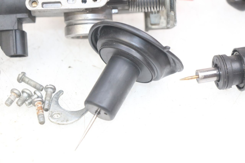 photo de CARBURATEUR SYM CROX 4T 50 (2016 - 2023)