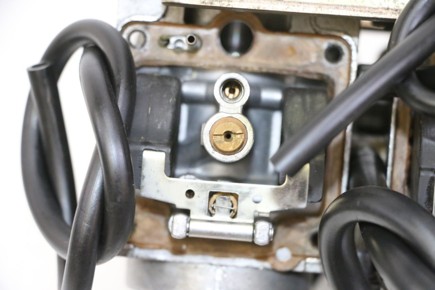 photo de CARBURATEUR YAMAHA FJ 36Y 1100 (1984 - 1985)