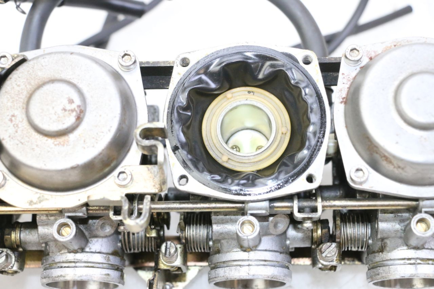 photo de CARBURATEUR YAMAHA FJ 36Y 1100 (1984 - 1985)