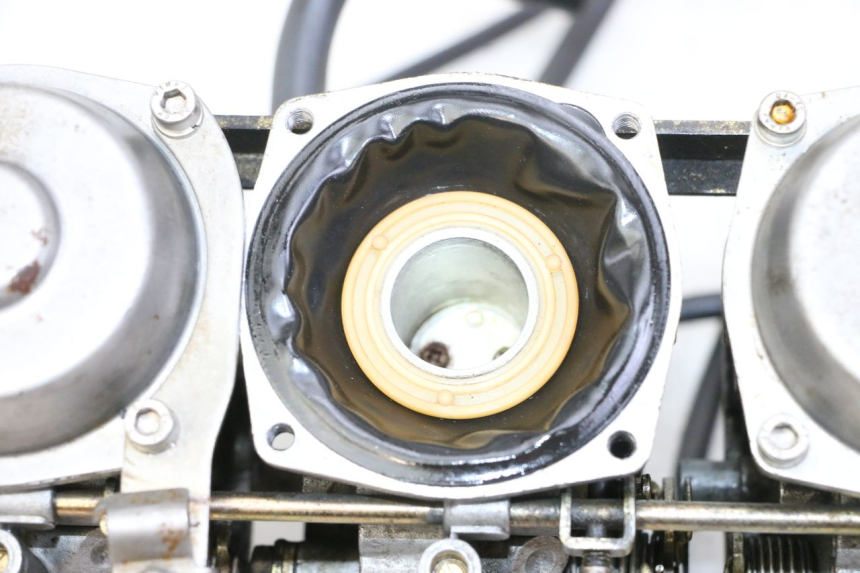 photo de CARBURATEUR YAMAHA FJ 36Y 1100 (1984 - 1985)