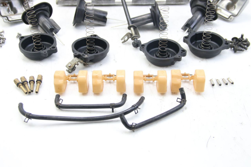 photo de CARBURATEUR YAMAHA FZS FAZER 600 (2001 - 2003)