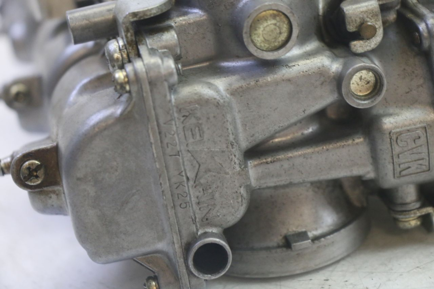 photo de CARBURATEUR KAWASAKI GPZ RX 1000 (1986 - 1988) - Autre angle de vue