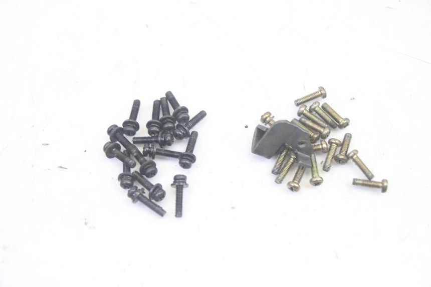 photo de CARBURATEUR SUZUKI GSF N BANDIT 600 (1996 - 1999) - Focus structure