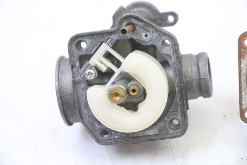 photo de CARBURATEUR PEUGEOT KISBEE 2T 50 (2010 - 2017)