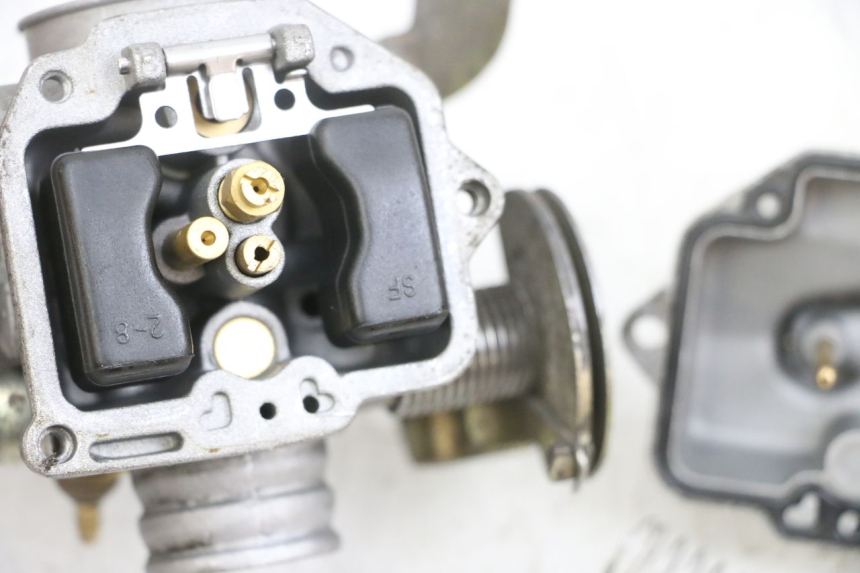 photo de CARBURATEUR PEUGEOT KISBEE 4T 50 (2010 - 2017) - Détails caractéristiques