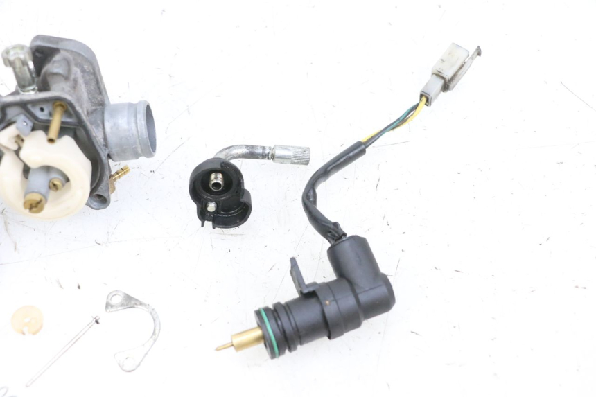 photo de CARBURATEUR PIAGGIO NEW TYPHOON 50 (2018 - 2021) - Zoom composants