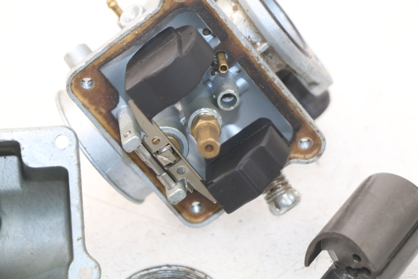 photo de CARBURATEUR APOLLO RFZ 150