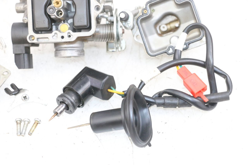 photo de CARBURATEUR TNT MOTOR ROMA 10' 4T 50 (2019 - 2022) - Zoom qualité