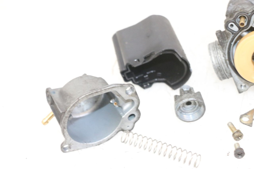 photo de CARBURATEUR PEUGEOT SPEEDFIGHT 2 LC 50 (2000 - 2009)