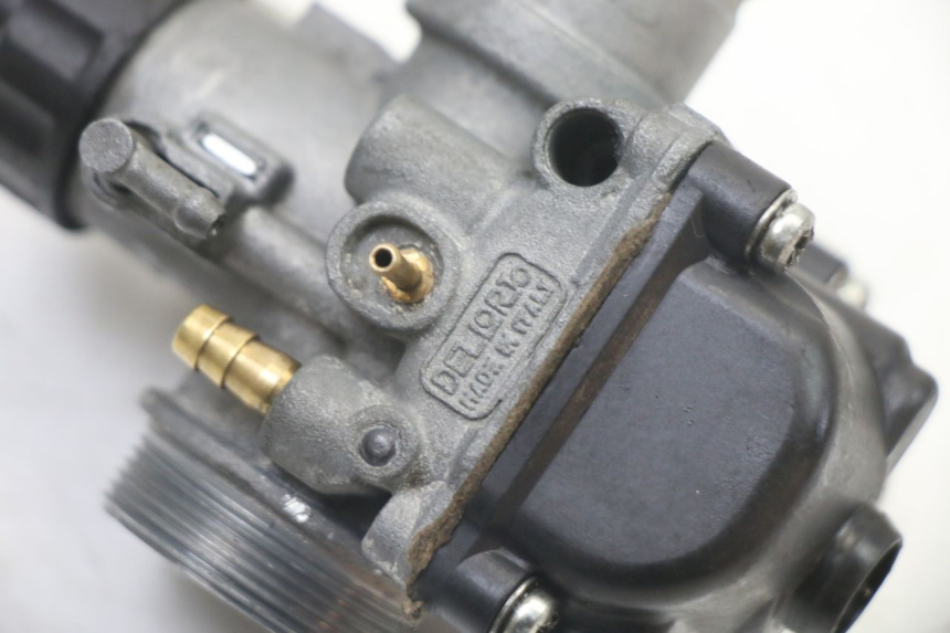 photo de CARBURATEUR YAMAHA TZR 50 (2008 - 2016) - Autre angle de vue