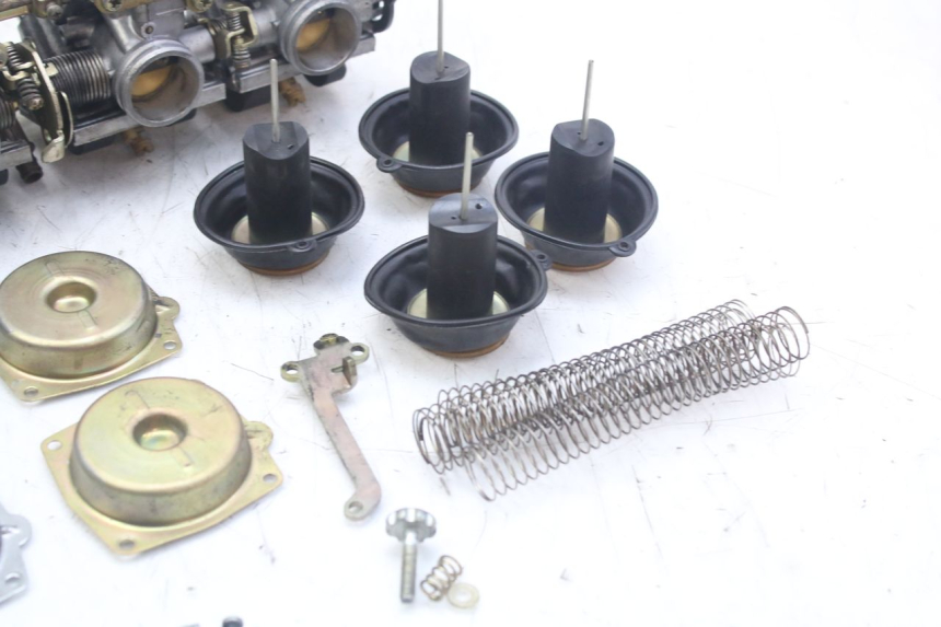 photo de CARBURATEUR YAMAHA XJN DIVERSION 600 (2000 - 2003)