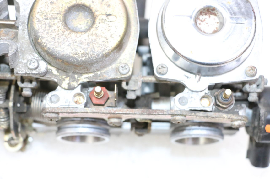 photo de CARBURATEUR YAMAHA XJN DIVERSION 600 (2000 - 2003)