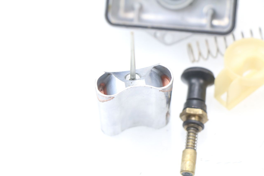 photo de CARBURATEUR YAMAHA YZ 125 (1998 - 2005)