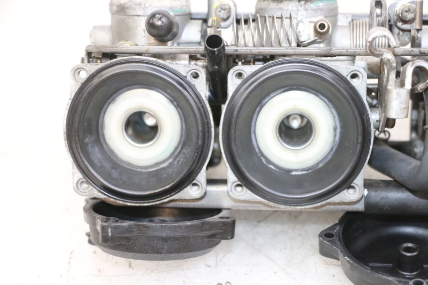 photo de CARBURATEUR KAWASAKI ZR 7 750 (1999 - 2001) - Aperçu profil