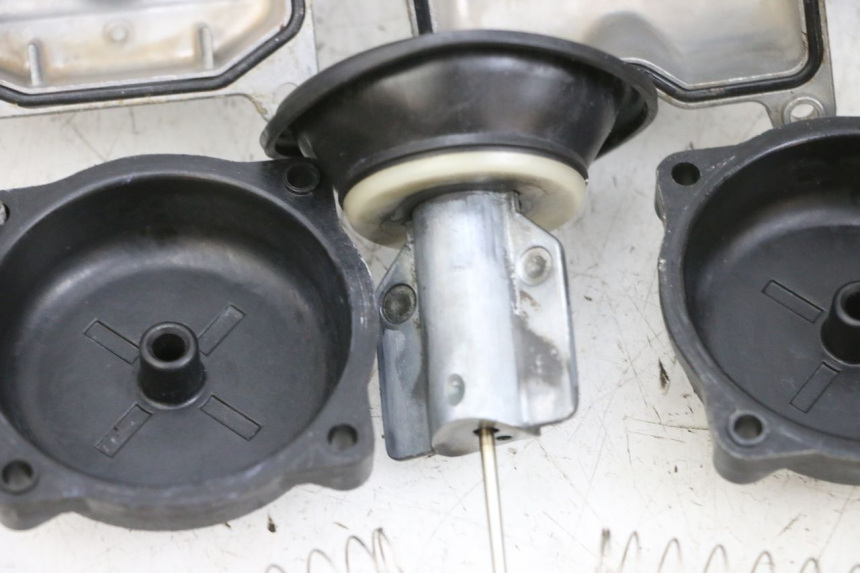 photo de CARBURATEUR KAWASAKI ZR 7 750 (1999 - 2001) - Pièce contrôlée