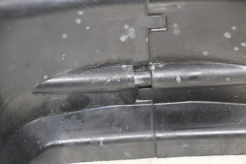 photo de CARENAGE ARRIERE MBK BOOSTER SPIRIT 50 (1999 - 2003)