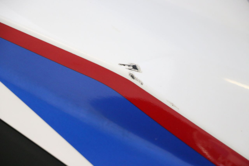 photo de CARENAGE RESERVOIR DROIT BMW G310 R 310 (2016 - 2020)