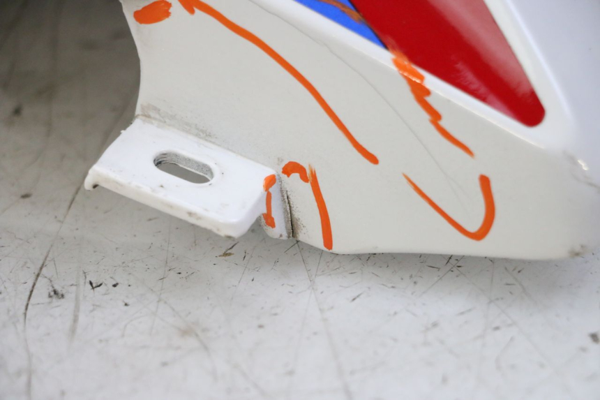 photo de CARENAGE RESERVOIR DROIT BMW G310 R 310 (2016 - 2020)