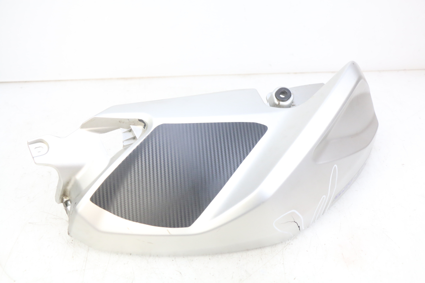 photo de CARENAGE RESERVOIR GAUCHE YAMAHA MT ABS 125 (2014 - 2018)