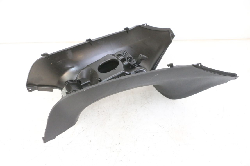 photo de CARENAGE RESERVOIR PIAGGIO IE MP3 YOURBAN 300 (2011 - 2016)