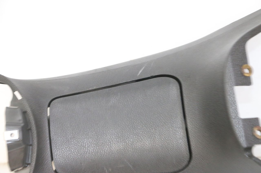photo de CARENAGE RESERVOIR PIAGGIO IE MP3 YOURBAN 300 (2011 - 2016)