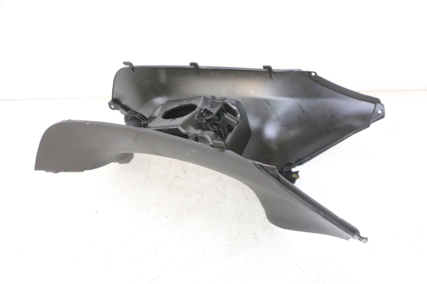 photo de CARENAGE RESERVOIR PIAGGIO IE MP3 YOURBAN 300 (2011 - 2016)