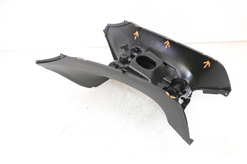 photo de CARENAGE RESERVOIR PIAGGIO MP3 HPE 300 (2019 - 2026) - Vue produit