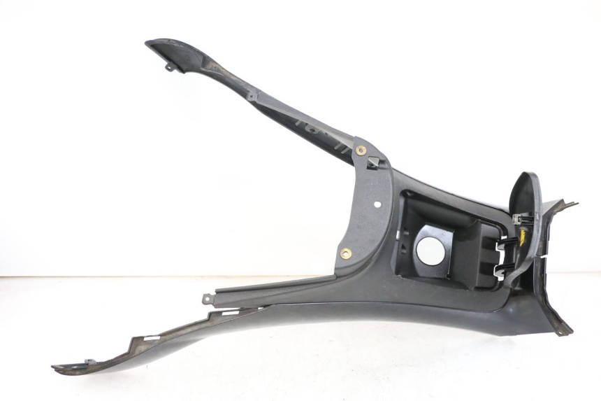 photo de CARENAGE RESERVOIR PIAGGIO MP3 500 (2011 - 2015)