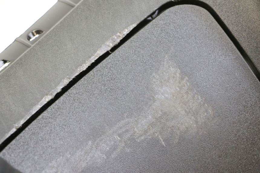 photo de CARENAGE RESERVOIR PIAGGIO MP3 500 (2014 - 2016)