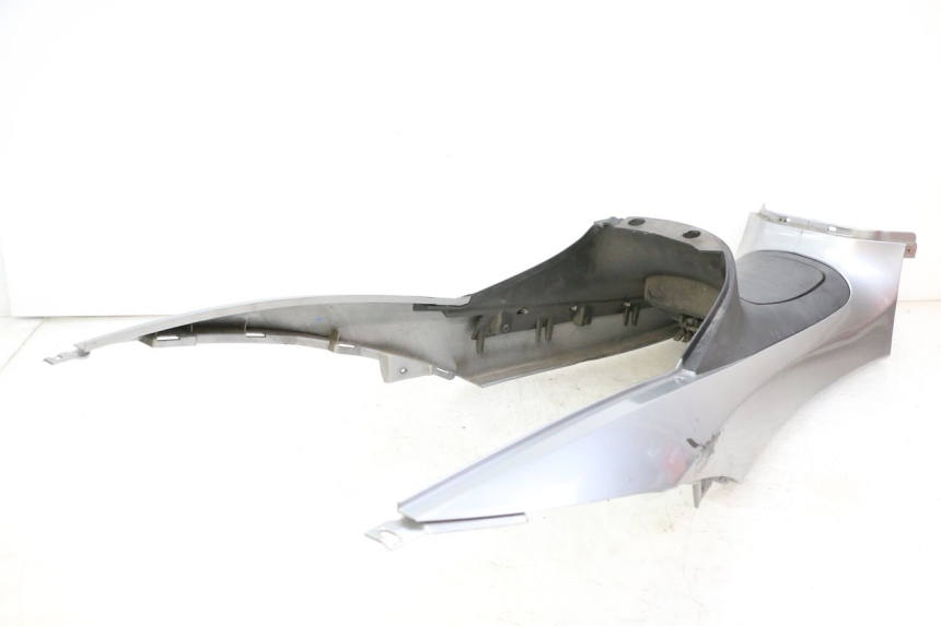 photo de CARENAGE RESERVOIR PIAGGIO MP3 500 (2014 - 2016)