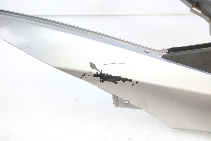 photo de CARENAGE RESERVOIR PIAGGIO MP3 500 (2014 - 2016)