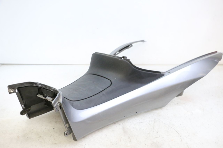 photo de CARENAGE RESERVOIR PIAGGIO MP3 500 (2014 - 2016)