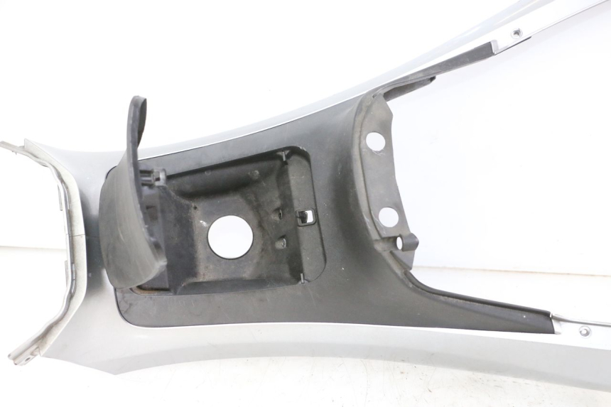 photo de CARENAGE RESERVOIR PIAGGIO MP3 500 (2014 - 2016)