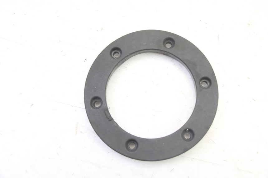 photo de CARENAGE RESERVOIR GILERA NEXUS 125 (2009 - 2013)