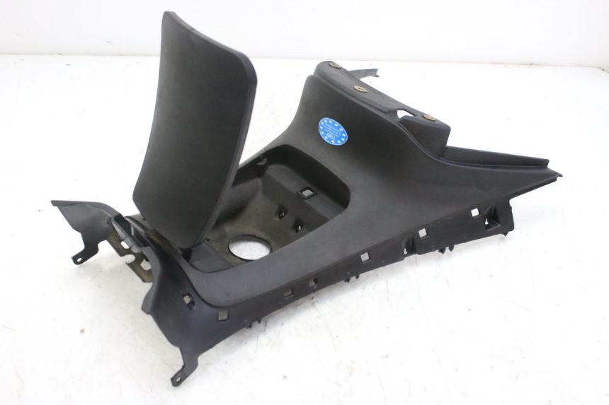 photo de CARENAGE RESERVOIR PIAGGIO MP3 RL 250 (2007 - 2010)