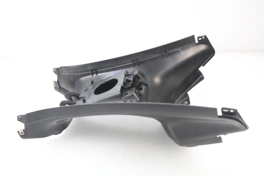photo de CARENAGE RESERVOIR PIAGGIO X8 125 (2004 - 2007)