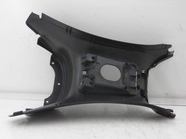 photo de CARENAGE RESERVOIR PIAGGIO X8 125 (2004 - 2007)