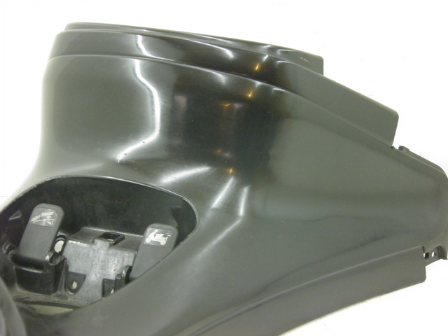 photo de CARENAGE RESERVOIR PIAGGIO X8 125 (2004 - 2007)