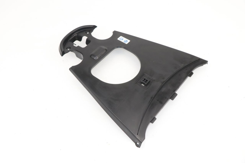photo de CARENAGE RESERVOIR HONDA VISION 50 (2011 - 2015)