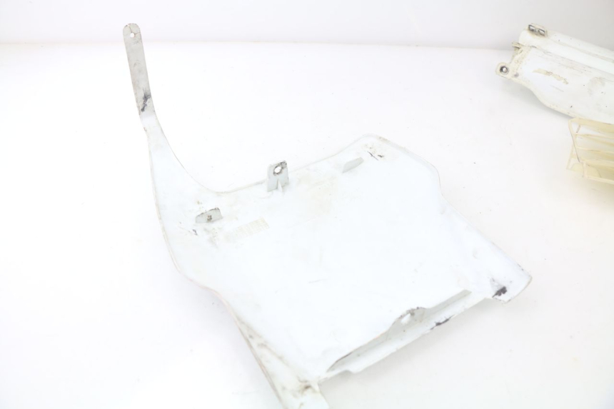 photo de CARROSSERIE CARENAGE COMPLET HONDA CRF CR-F 450 (2005 - 2008)