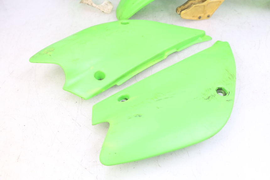 photo de CARROSSERIE CARENAGE COMPLET KAWASAKI KX 85 (2001 - 2013)