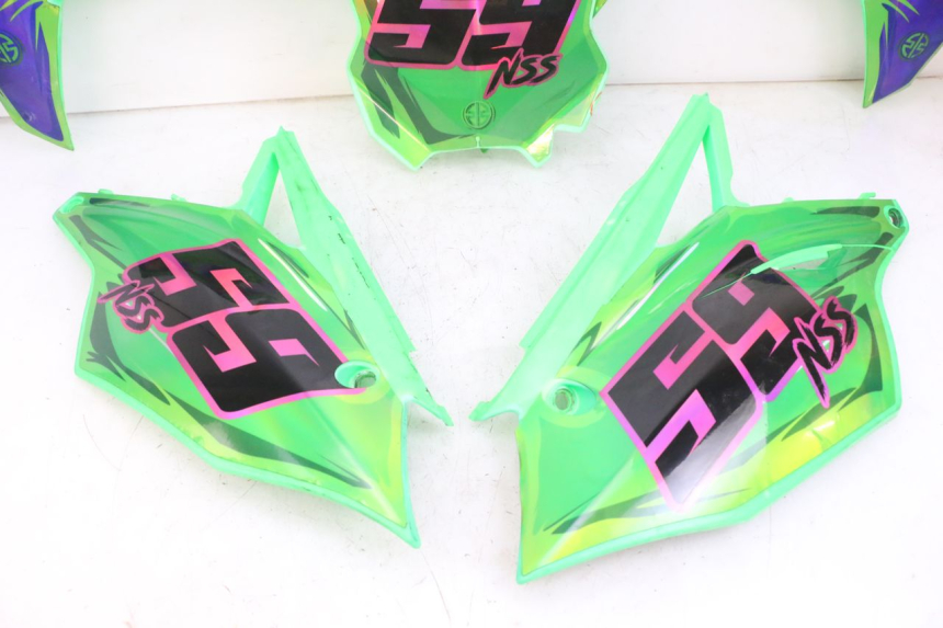 photo de CARROSSERIE CARENAGE COMPLET KAWASAKI KXF KX-F 250 (2017 - 2019) - Vue d’ensemble