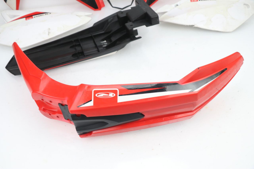 photo de CARROSSERIE CARENAGE COMPLET RIEJU MRT 50 (2018 - 2021)