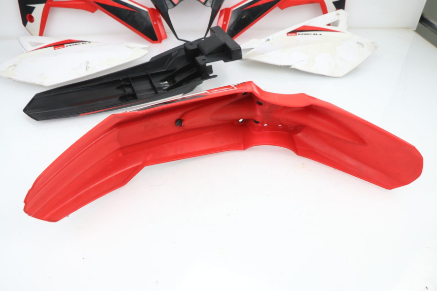 photo de CARROSSERIE CARENAGE COMPLET RIEJU MRT 50 (2018 - 2021)