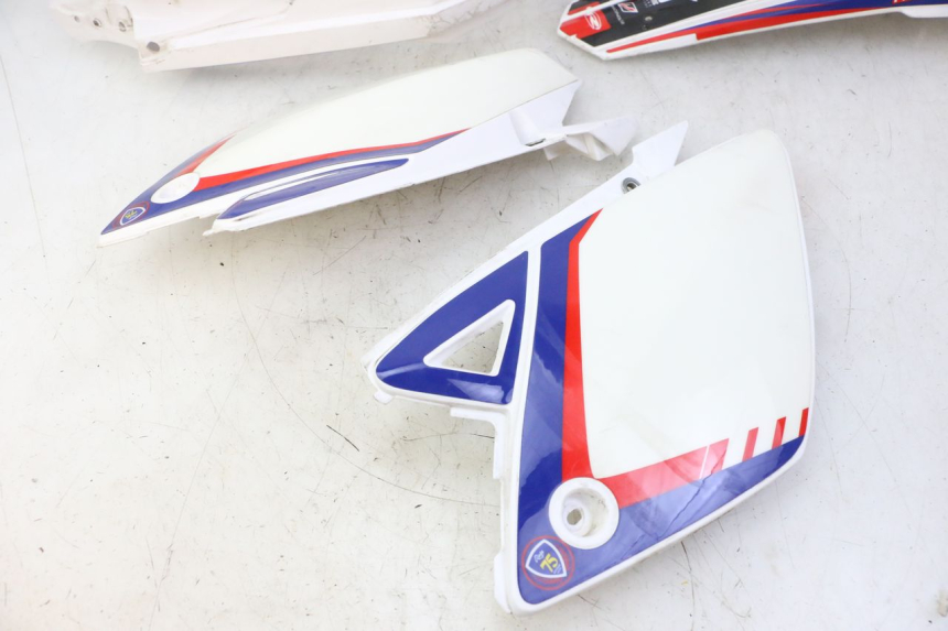 photo de CARROSSERIE CARENAGE COMPLET RIEJU MRT 50 (2018 - 2021)