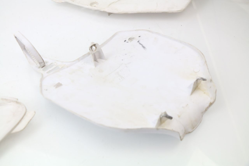 photo de CARROSSERIE CARENAGE COMPLET YAMAHA YZ 125 (1998 - 2005)