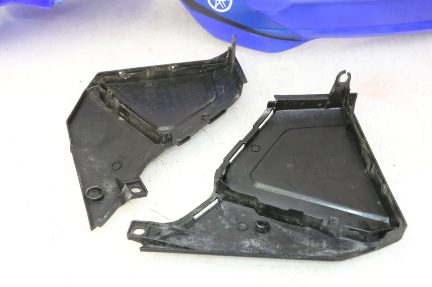 photo de CARROSSERIE CARENAGE COMPLET YAMAHA YZ 125 (1998 - 2005)