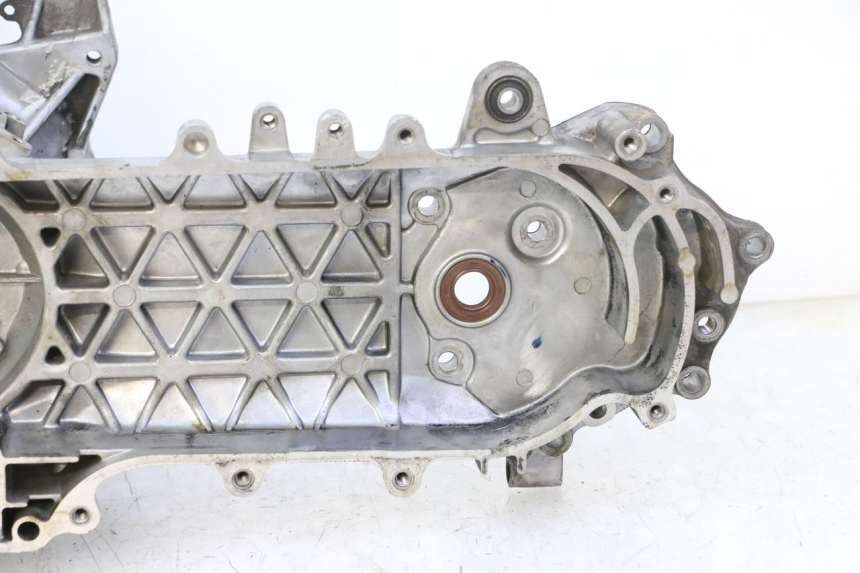 photo de CARTER BAS MOTEUR KYMCO AGILITY NAKED RENOUVO 2T 50 (2011 - 2018)