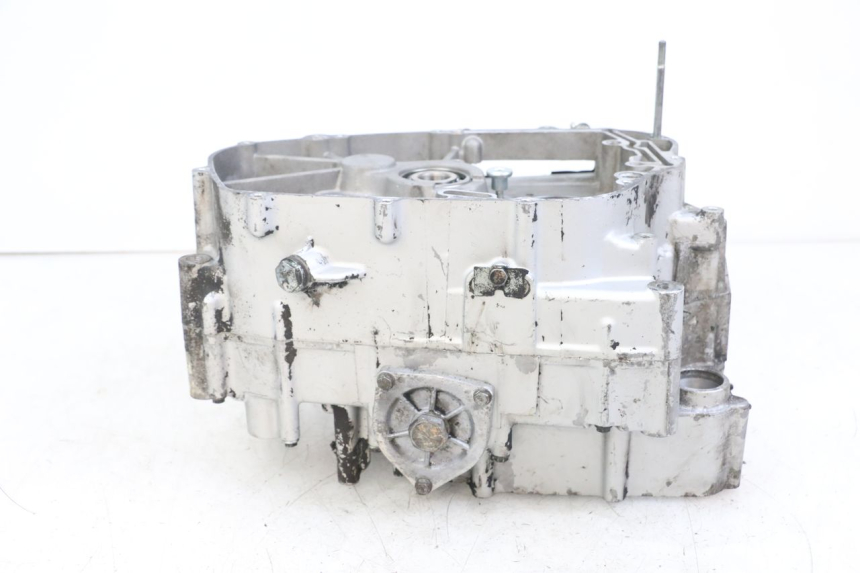 photo de Lower engine case HYOSUNG GV AQUILA 125 (2000 - 2004)